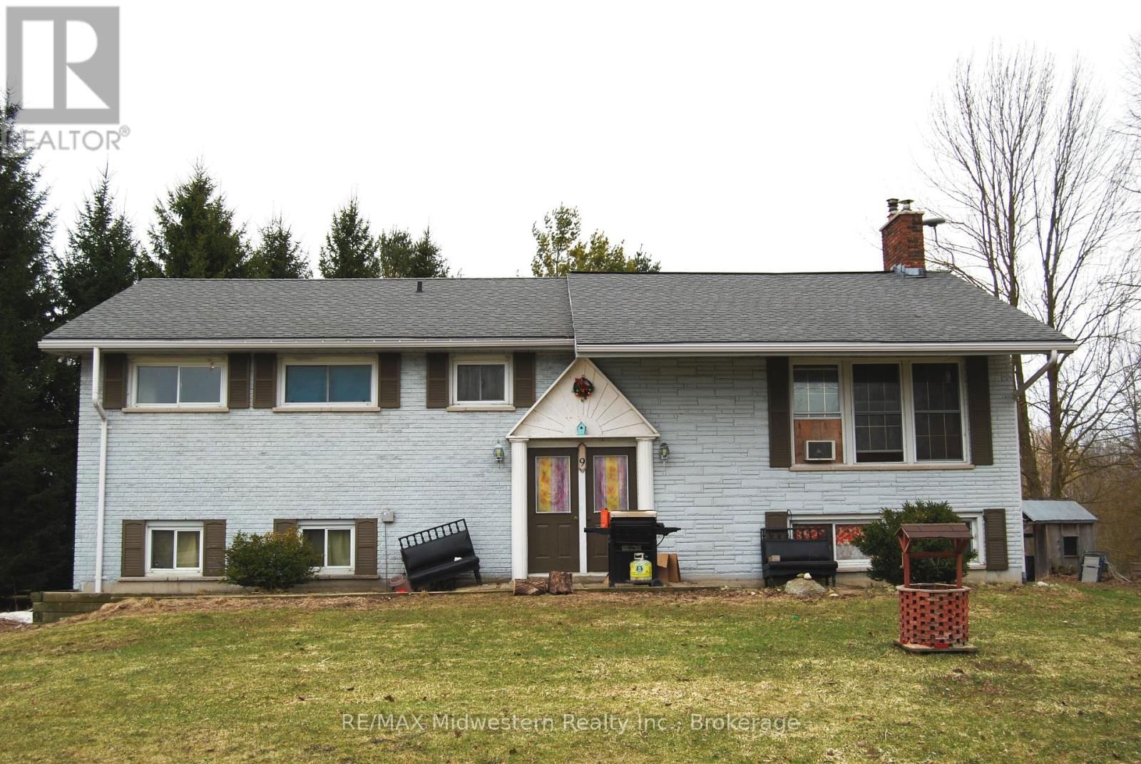 79 ELORA STREET NORTH Image 1