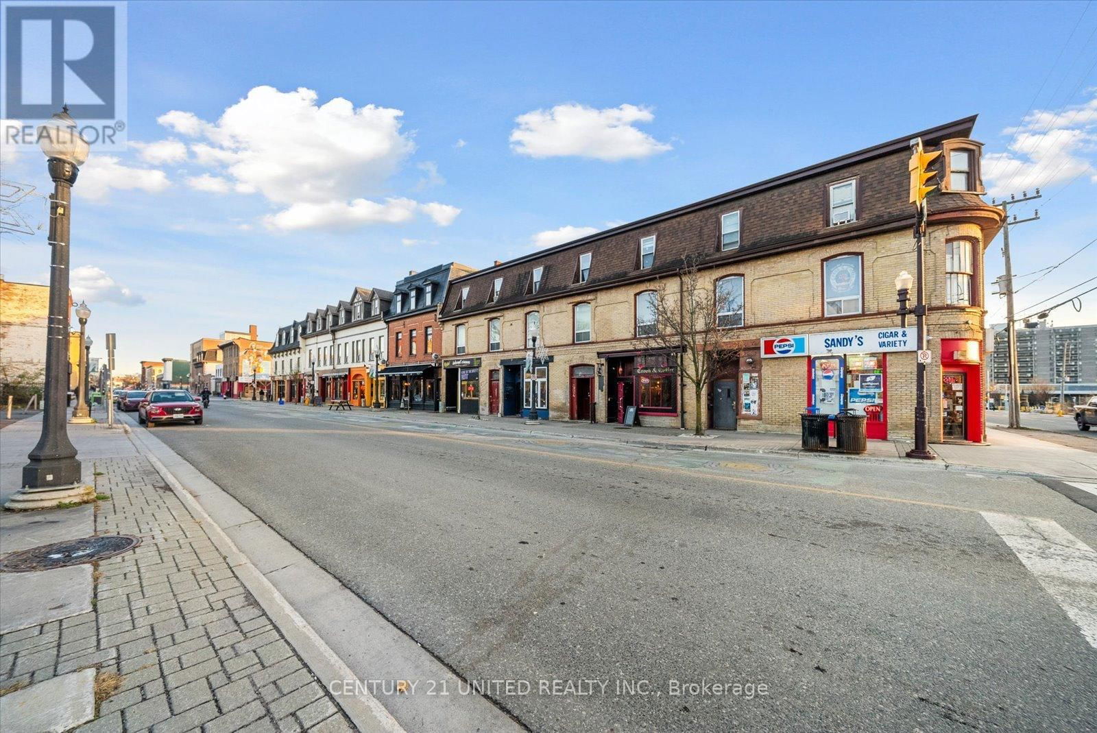 221 HUNTER STREET WEST Image 4