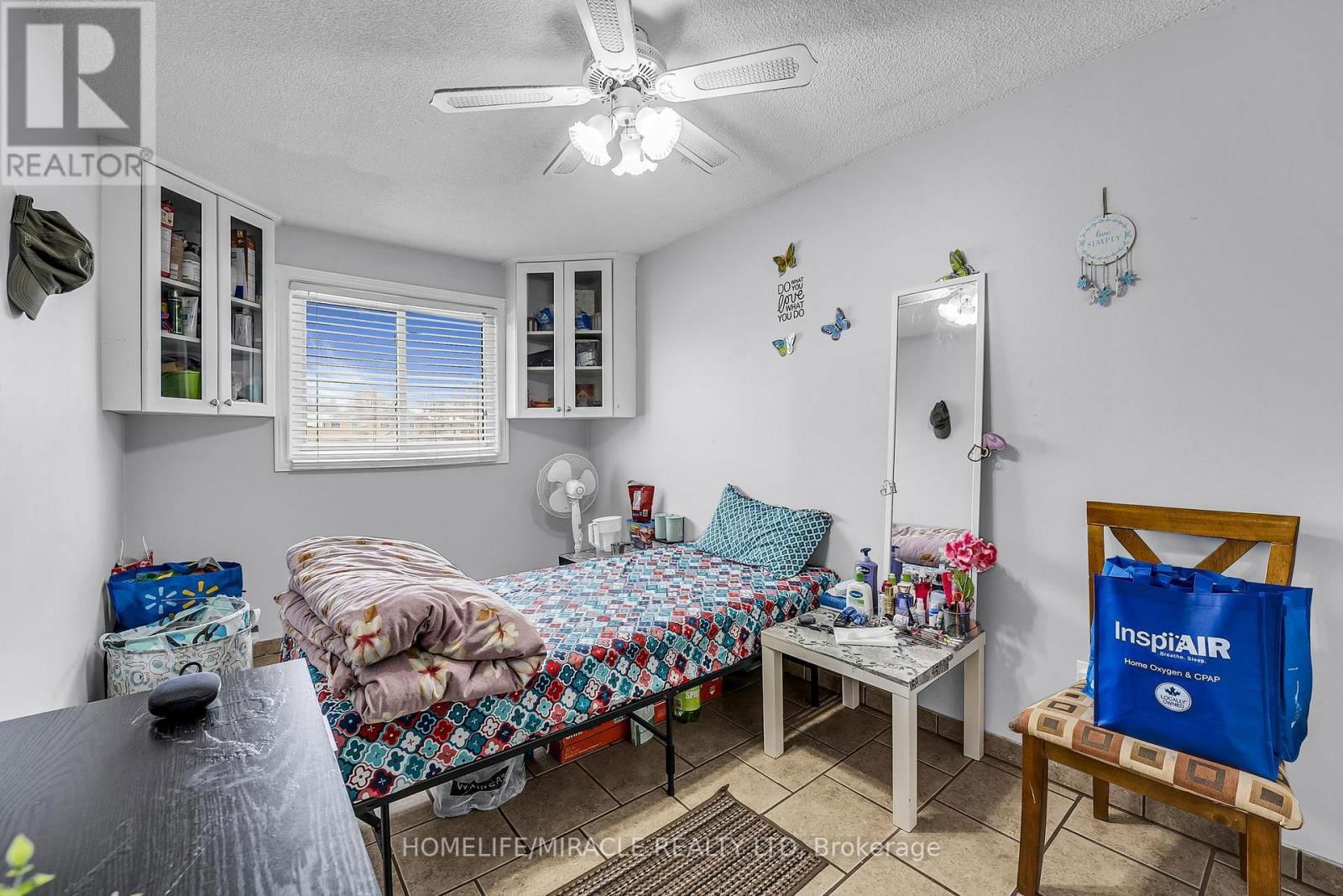 22 - 875 PARKINSON ROAD Image 16