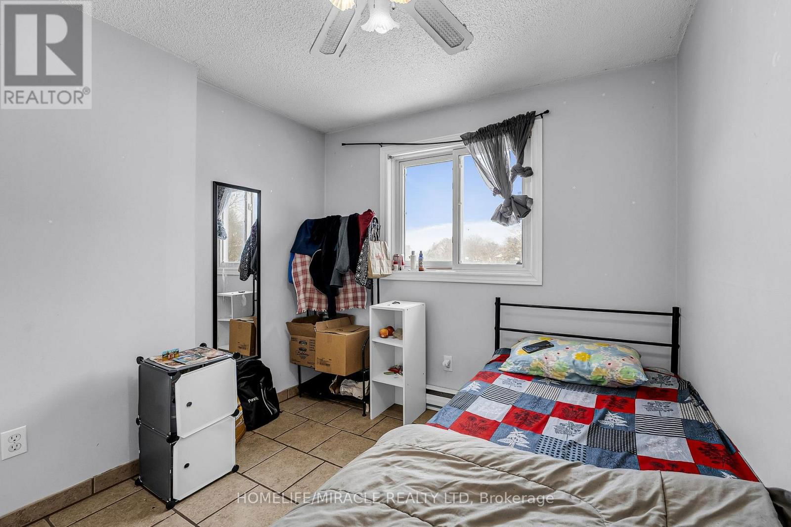 22 - 875 PARKINSON ROAD Image 17