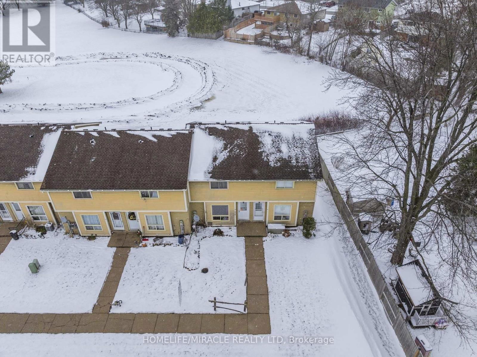 22 - 875 PARKINSON ROAD Image 3