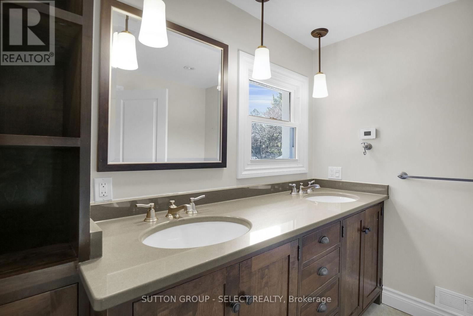 5 NORMANDY PLACE Image 23