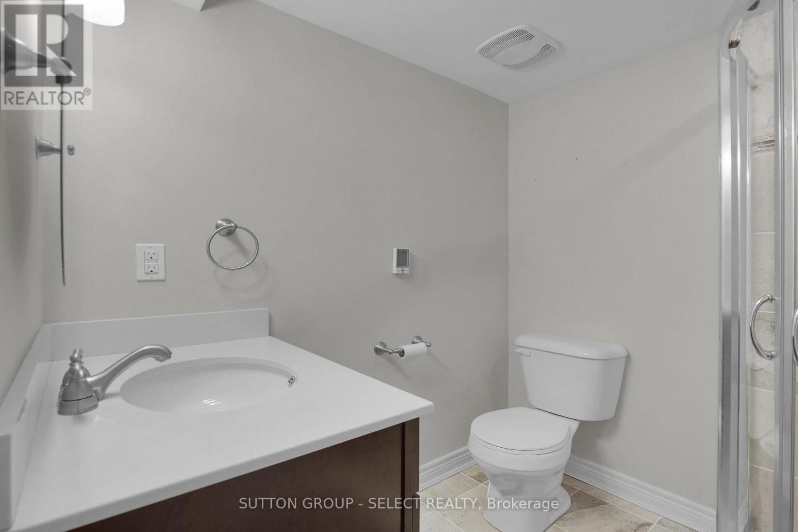 5 NORMANDY PLACE Image 24