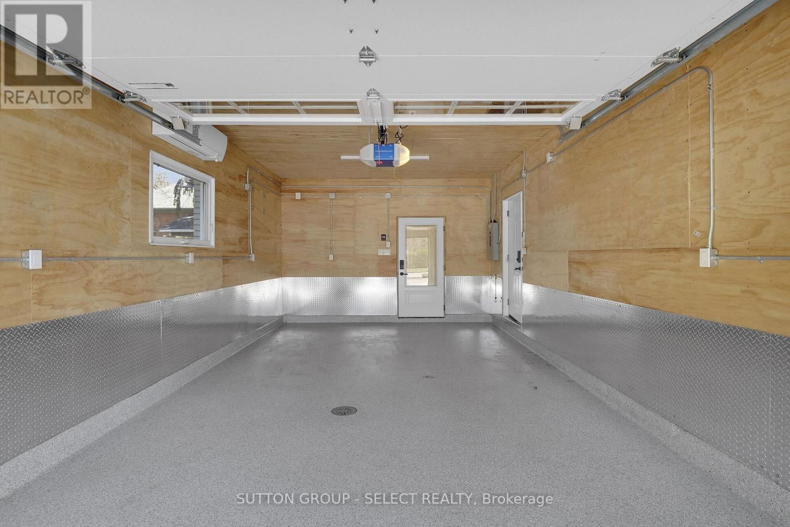 5 NORMANDY PLACE Image 36