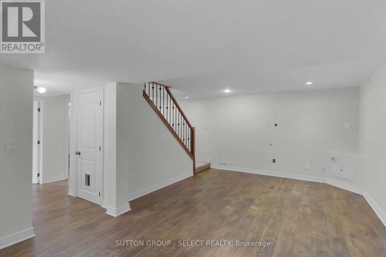 5 NORMANDY PLACE Image 37
