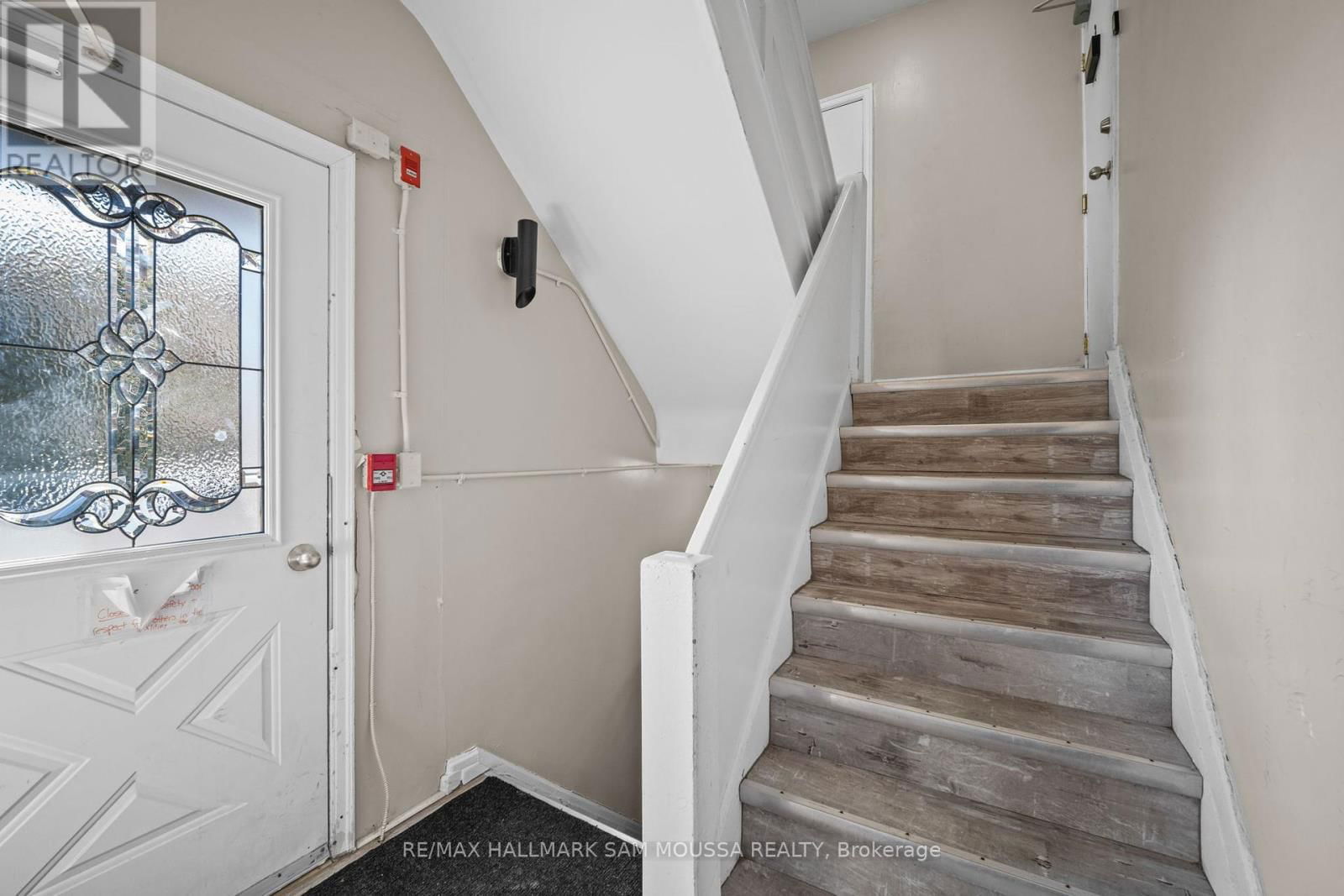 329 RICHELIEU AVENUE Image 4