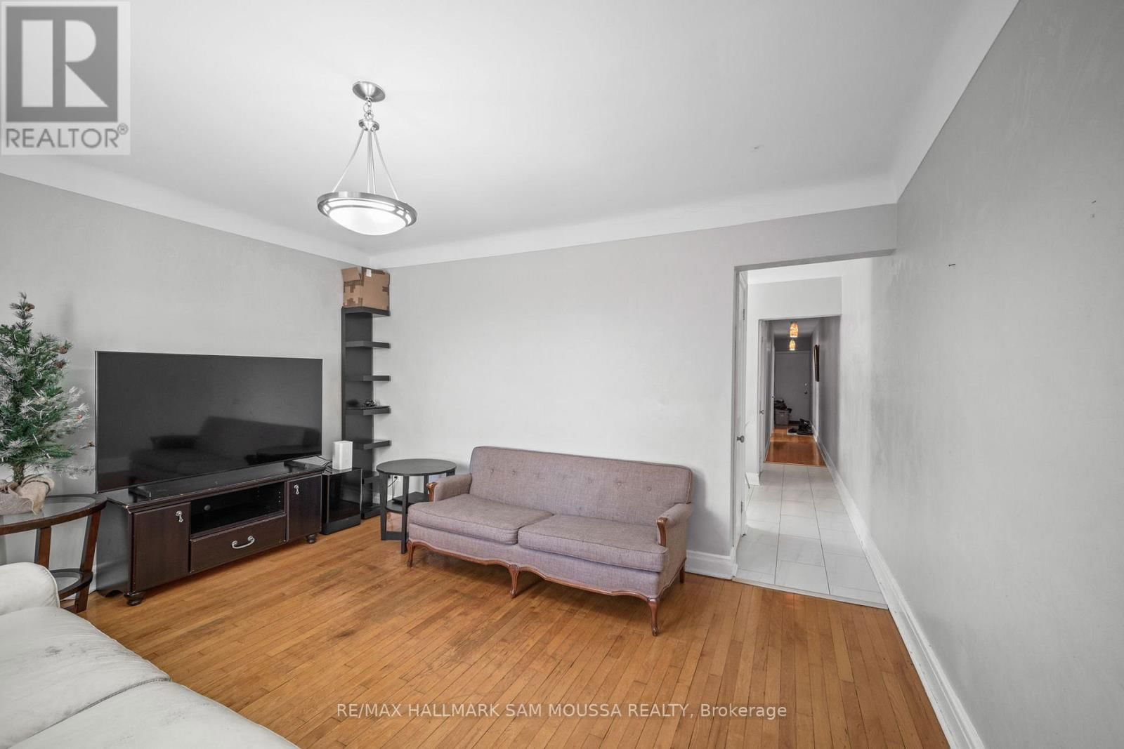 329 RICHELIEU AVENUE Image 40