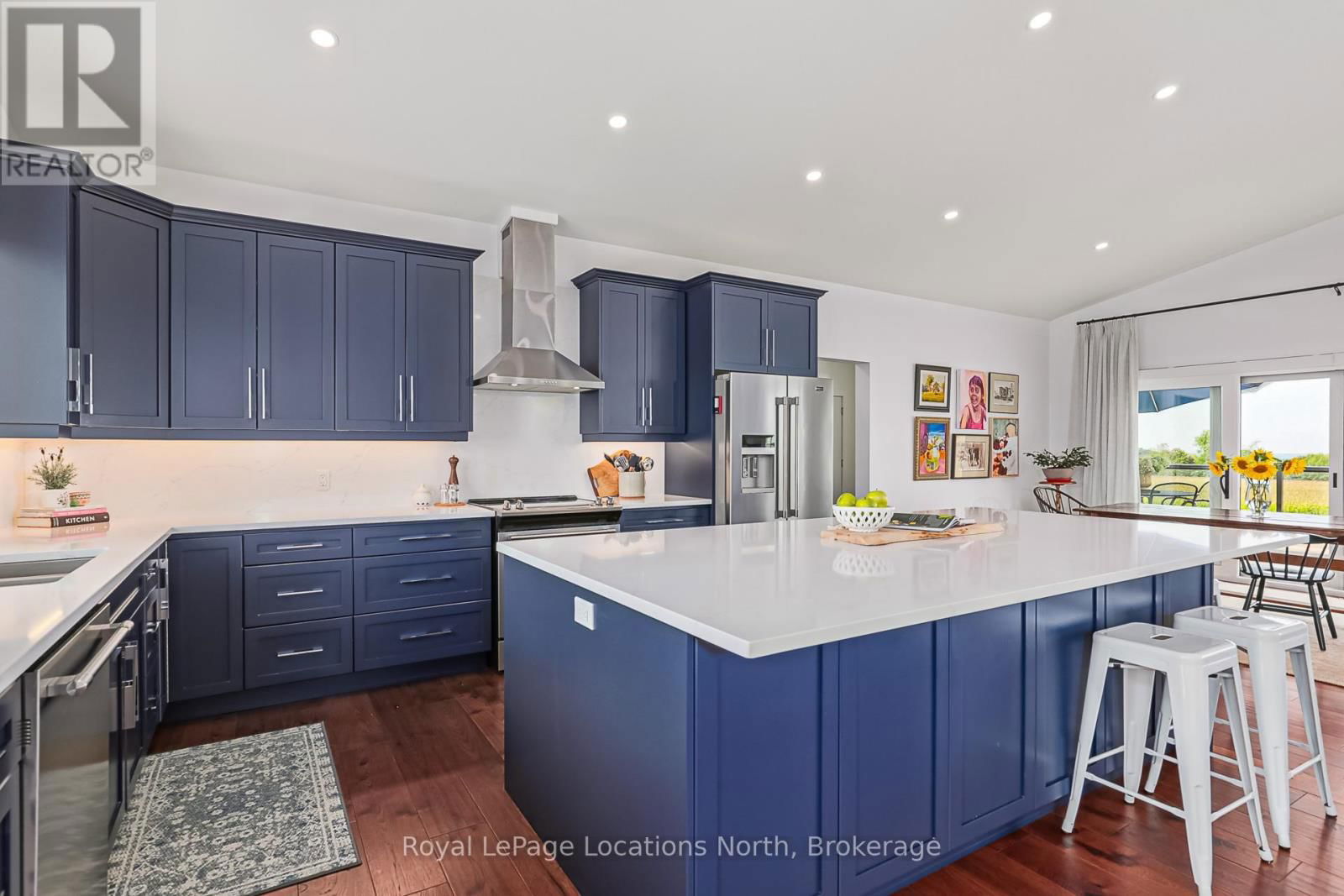 638508 ST VINCENT SYDENHAM TOWNLINE Image 10