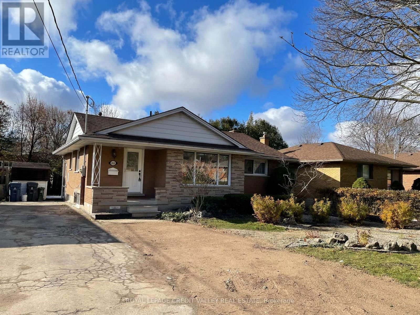 88 SHERIDAN (BSMT) STREET Image 1