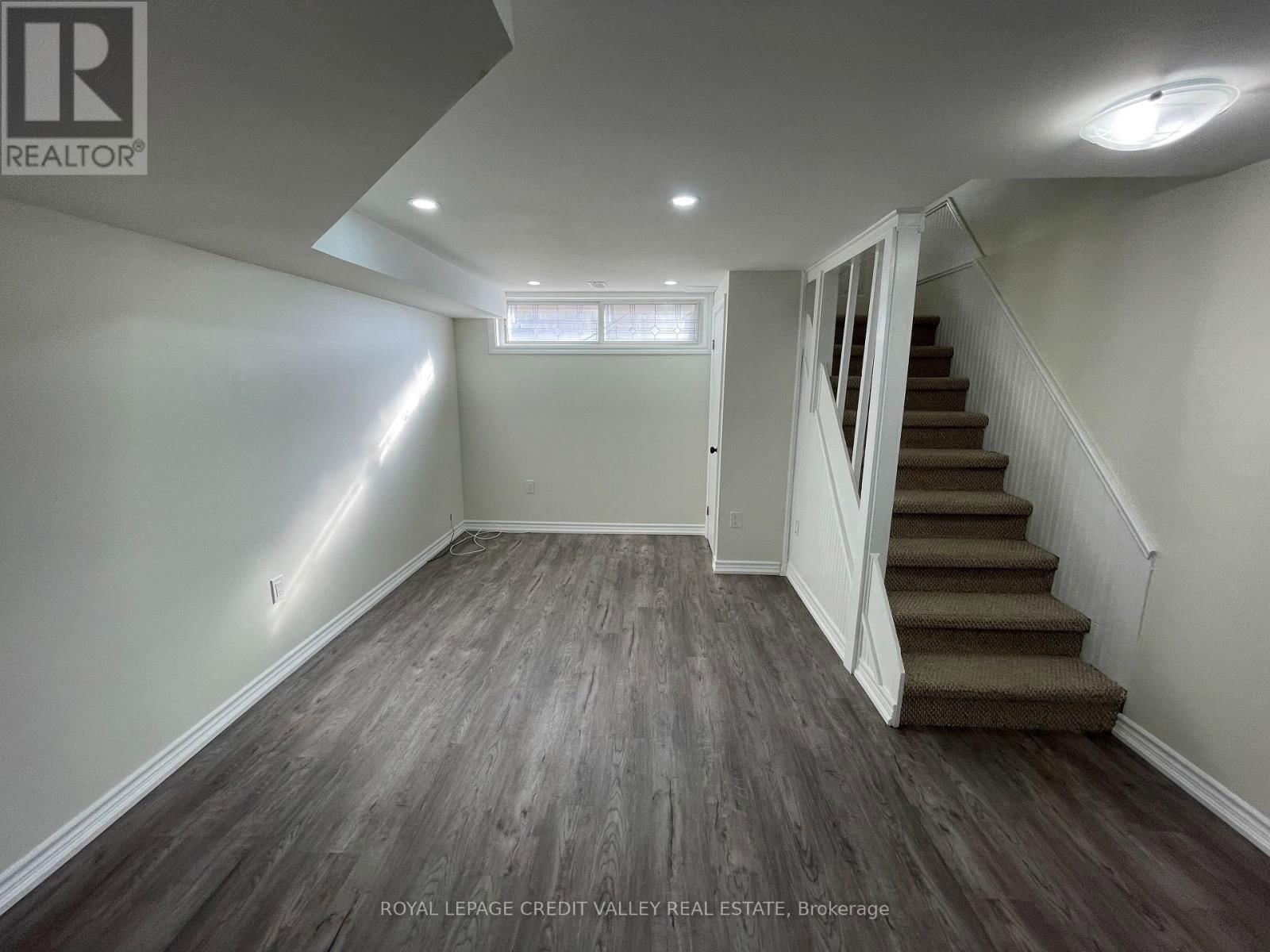 88 SHERIDAN (BSMT) STREET Image 2