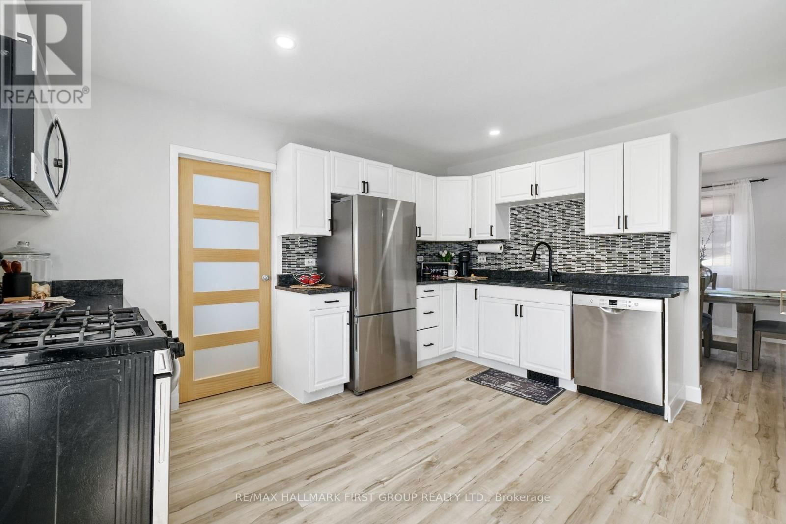 150 VICTORIA STREET NORTH Image 9