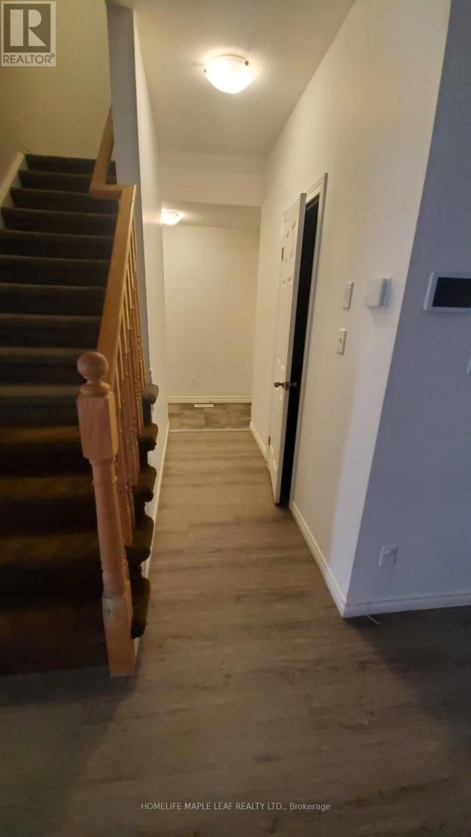 19 SADDLEBROOK COURT Image 13