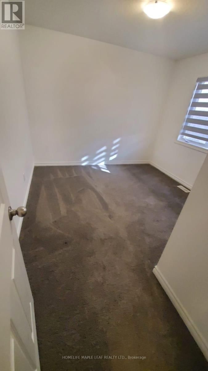 19 SADDLEBROOK COURT Image 16