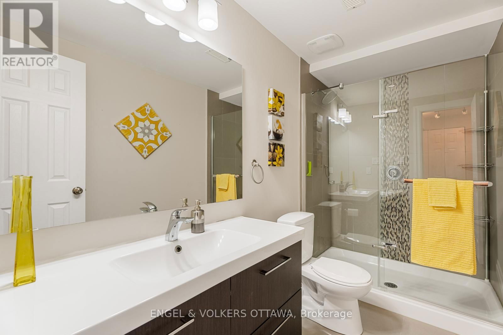 341 SHADEHILL CRESCENT Image 38