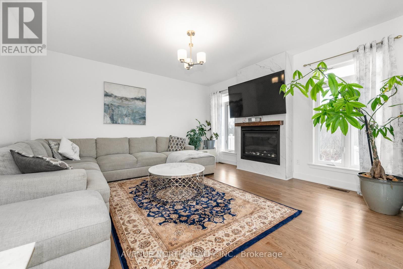 219 REISLING WAY Image 12
