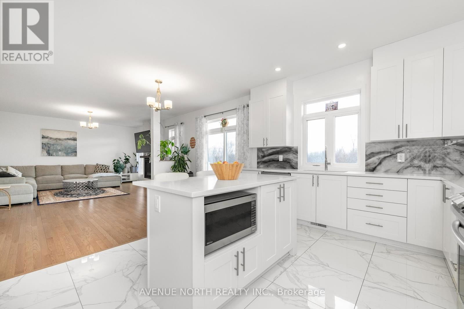 219 REISLING WAY Image 19