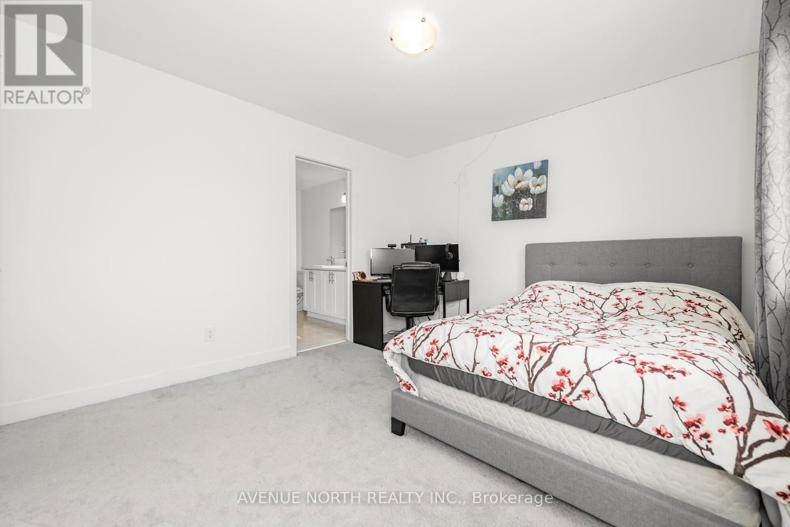 219 REISLING WAY Image 33
