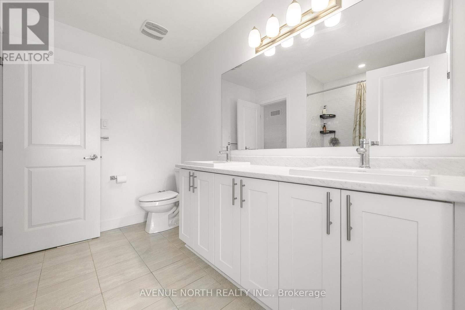 219 REISLING WAY Image 35