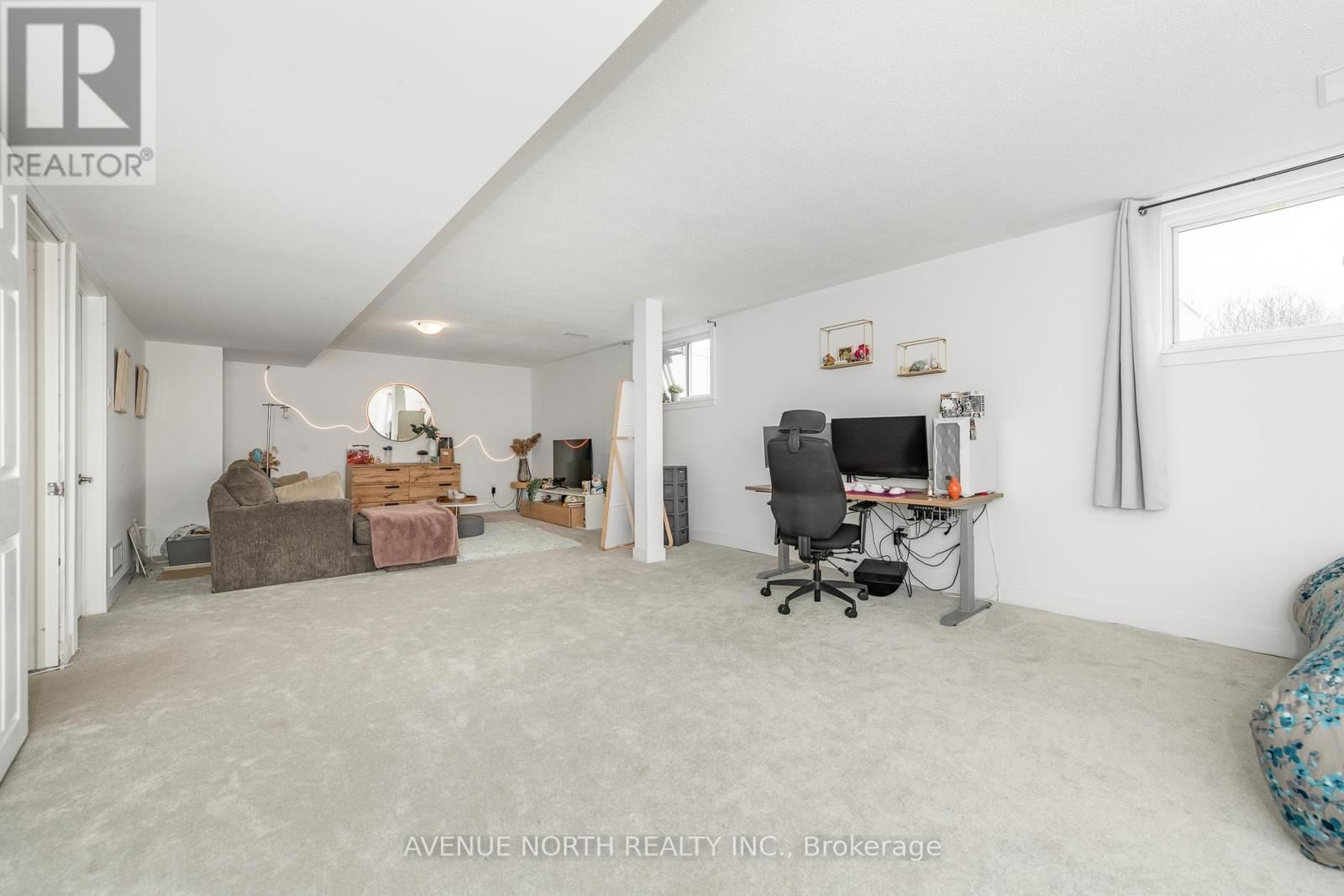 219 REISLING WAY Image 45
