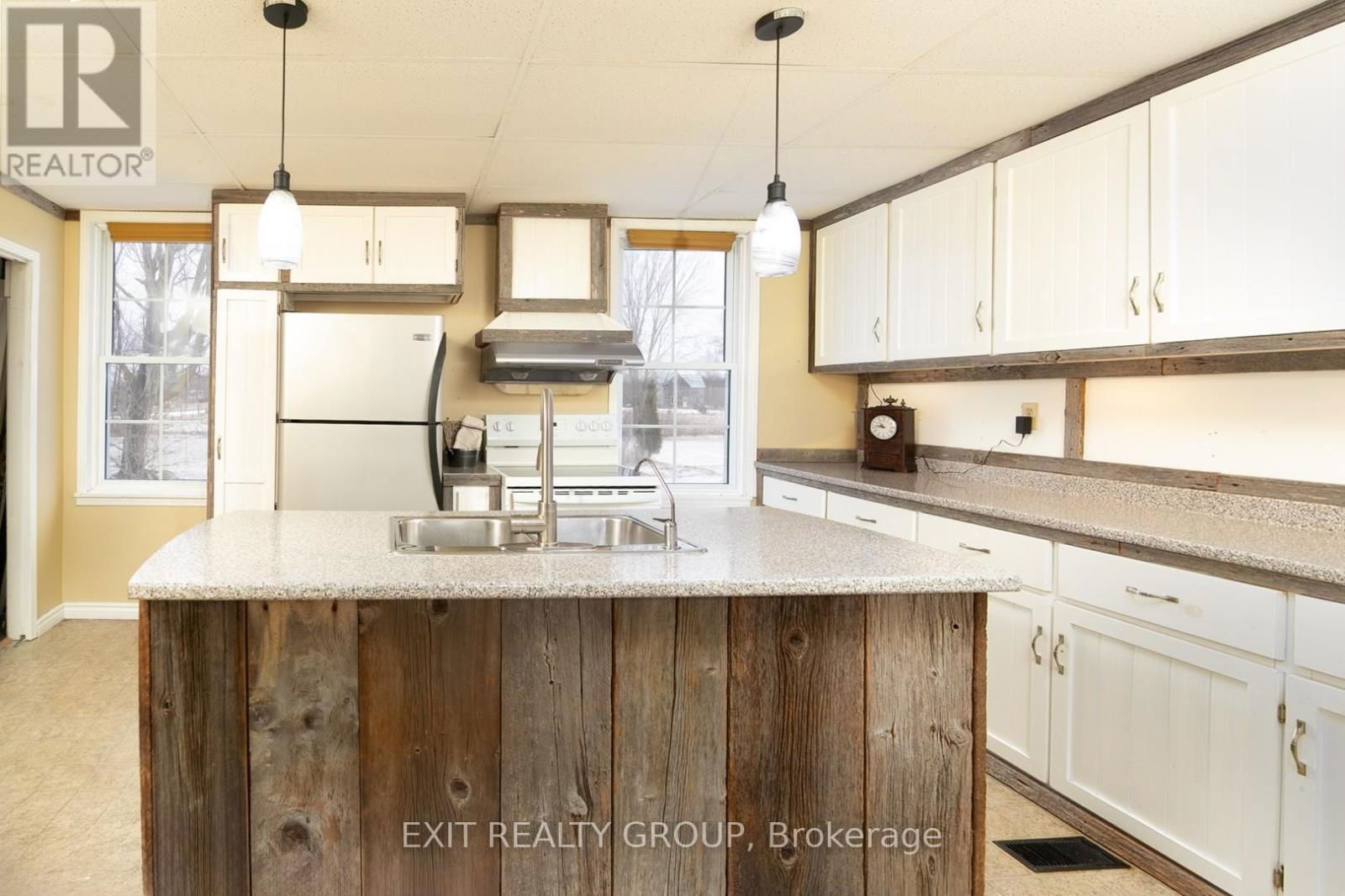 1290 ROSEBUSH ROAD Image 14
