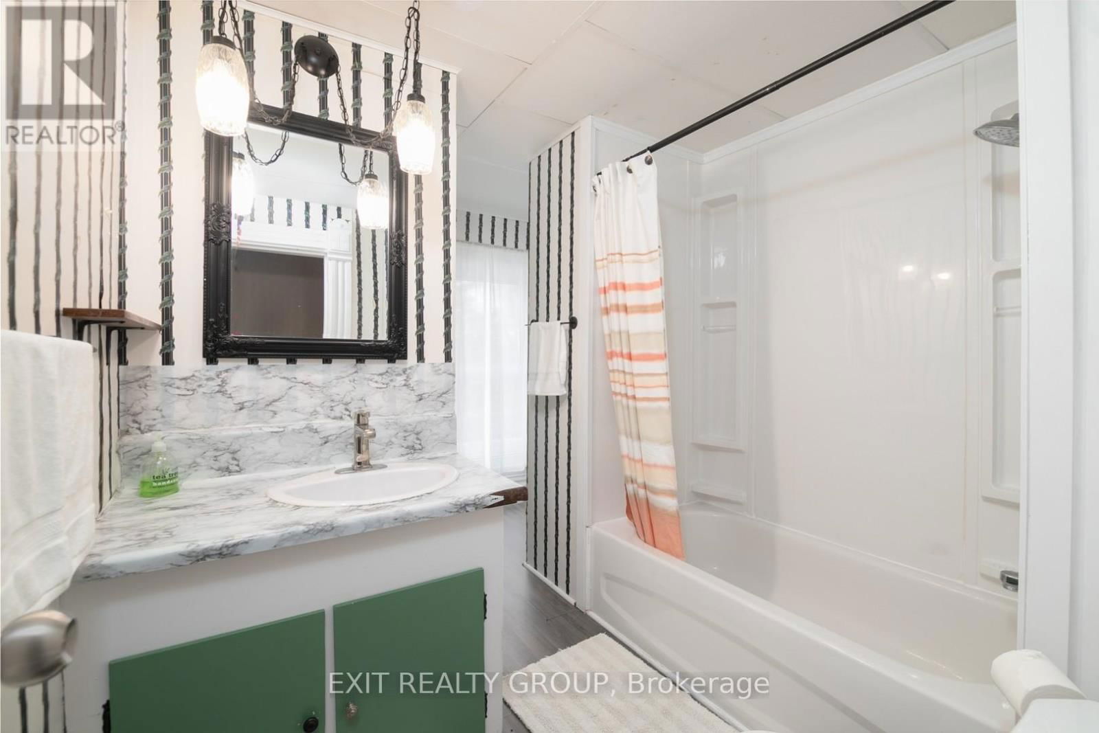 1290 ROSEBUSH ROAD Image 27