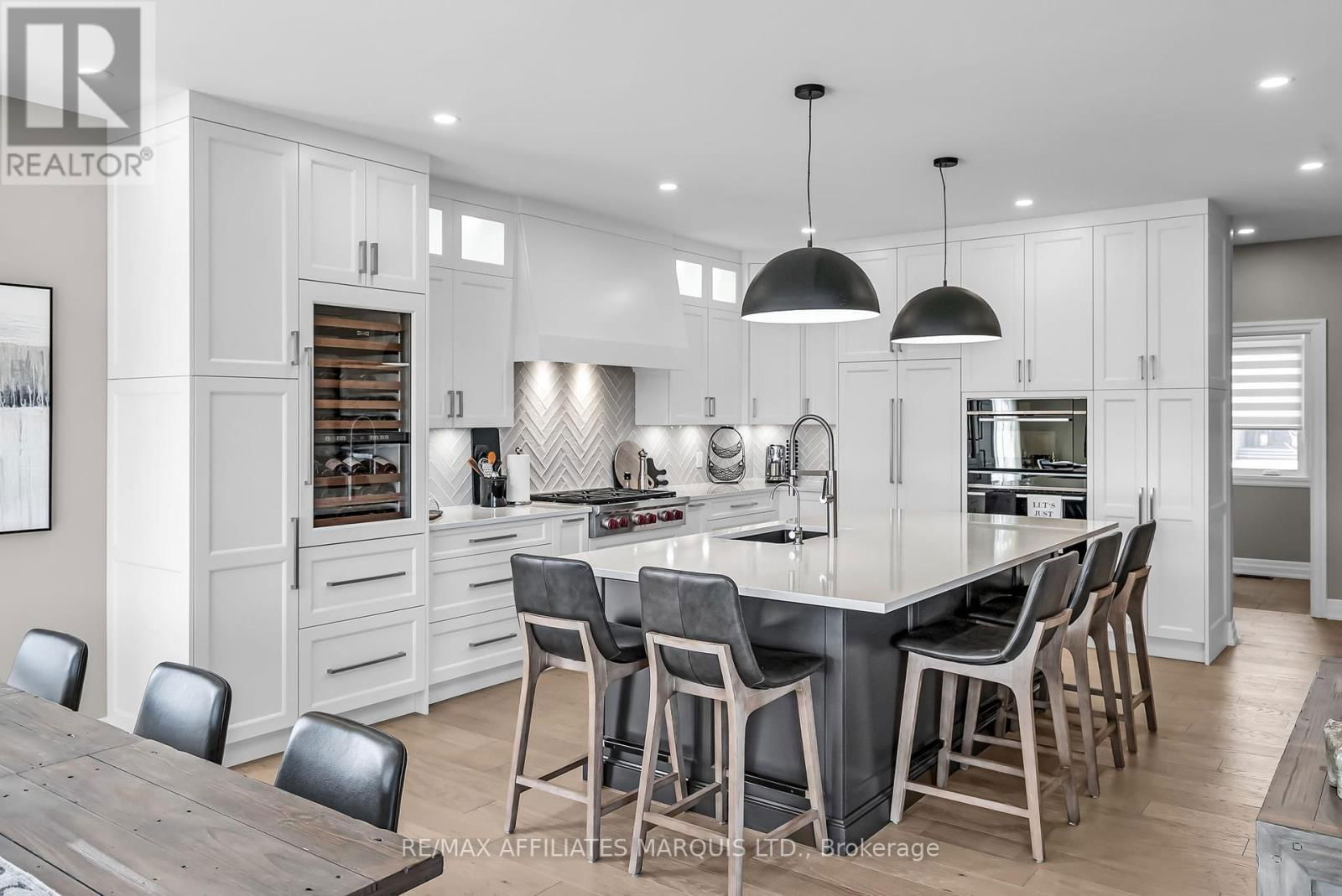 6715 YACHT BOULEVARD Image 12