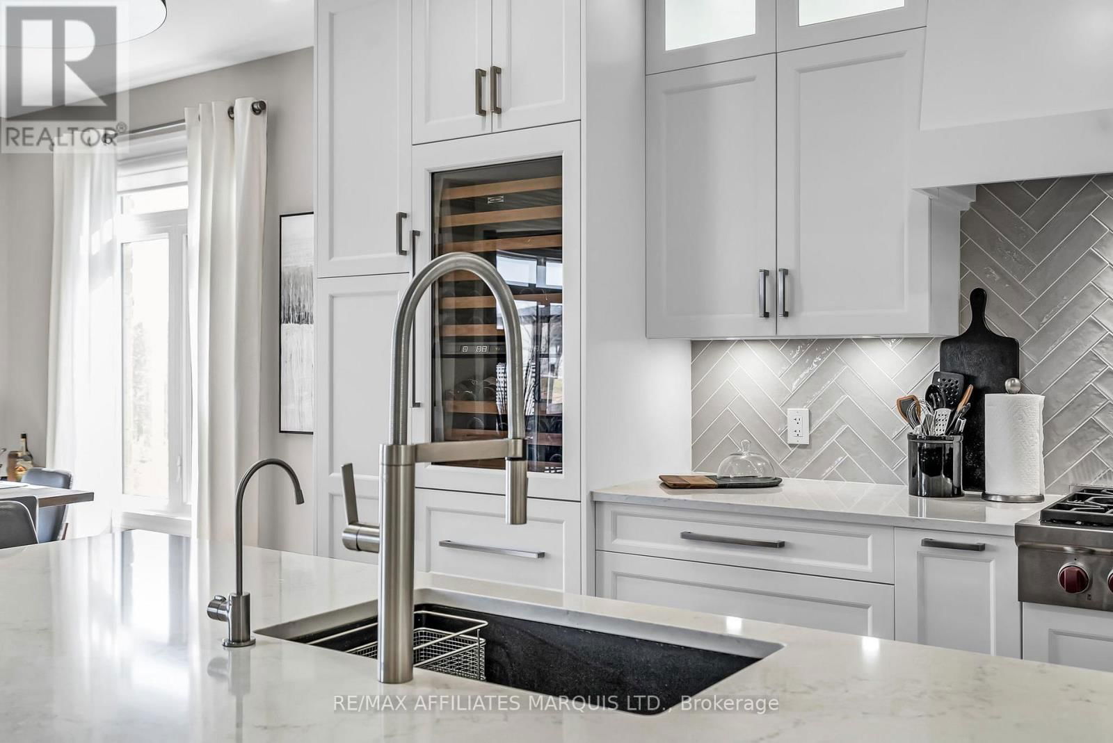 6715 YACHT BOULEVARD Image 16
