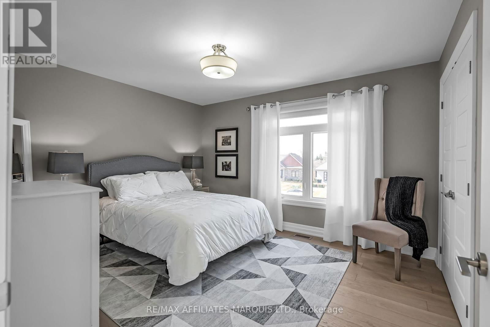 6715 YACHT BOULEVARD Image 24