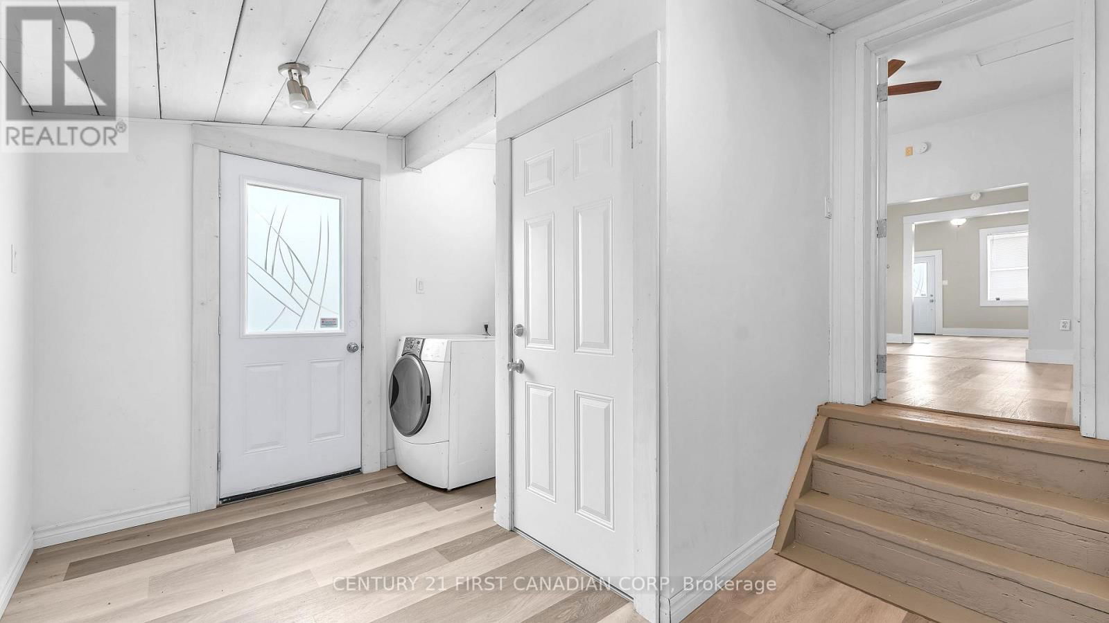 184 MAITLAND STREET Image 3