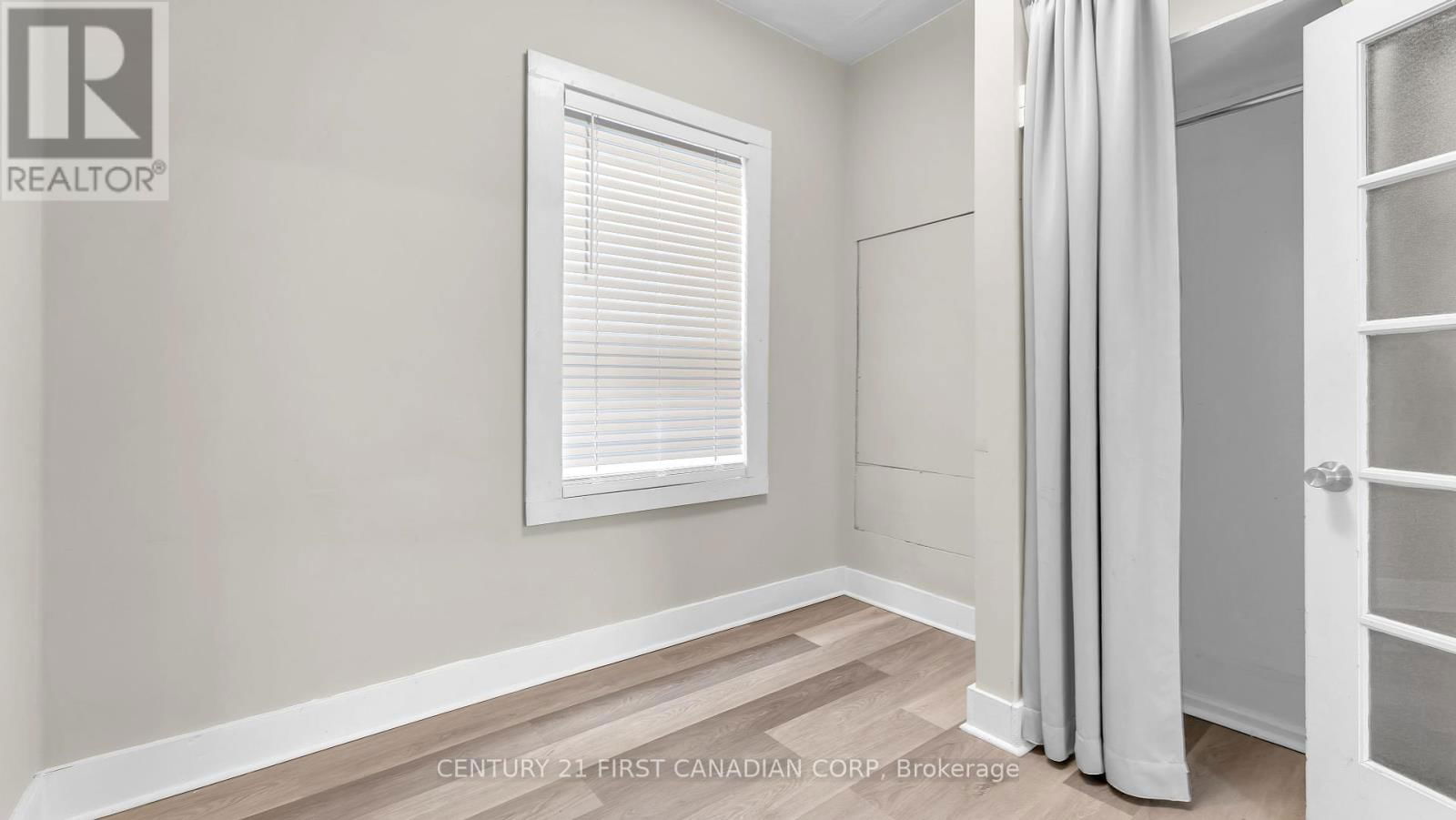 184 MAITLAND STREET Image 6