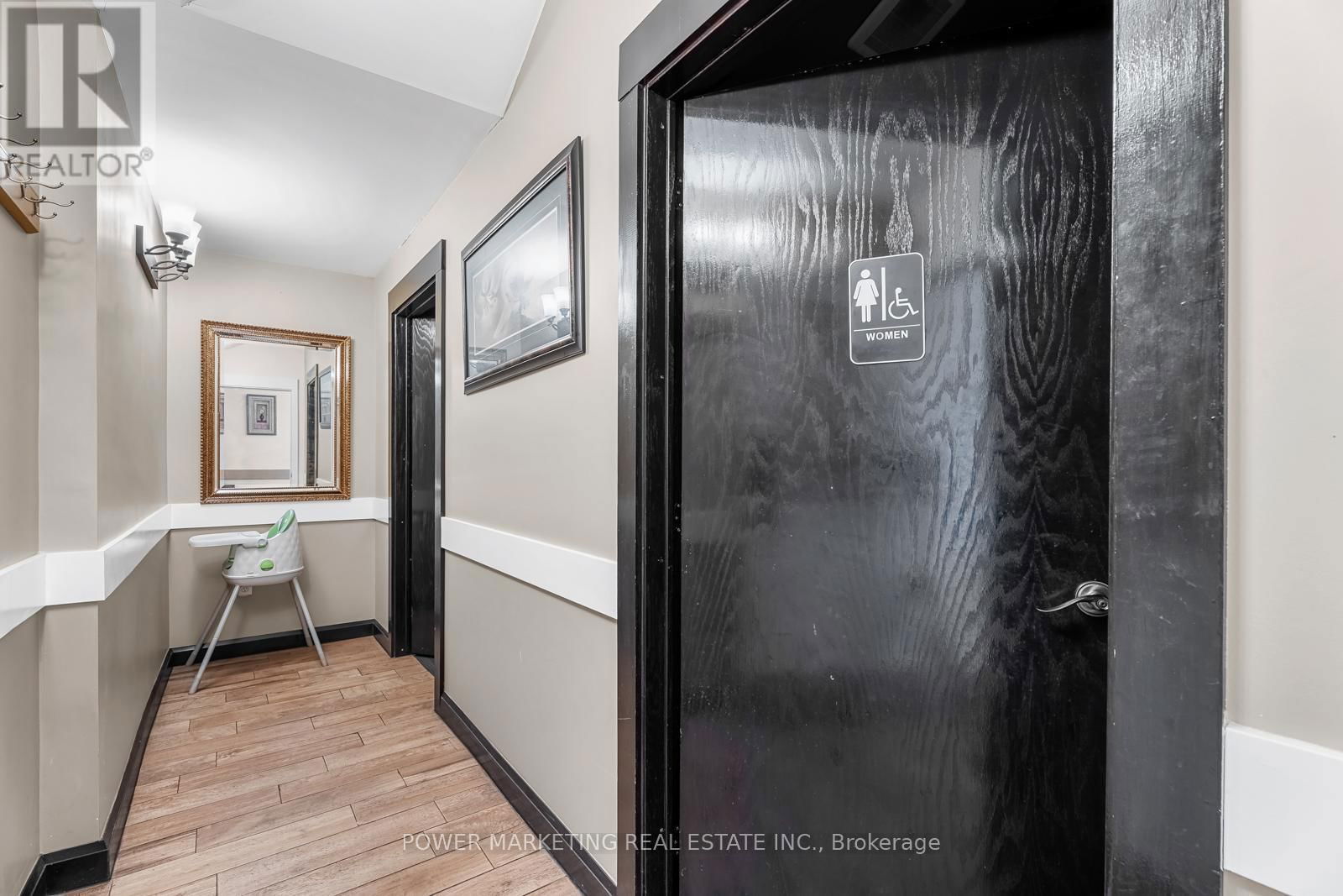 1133 CARP ROAD Image 15