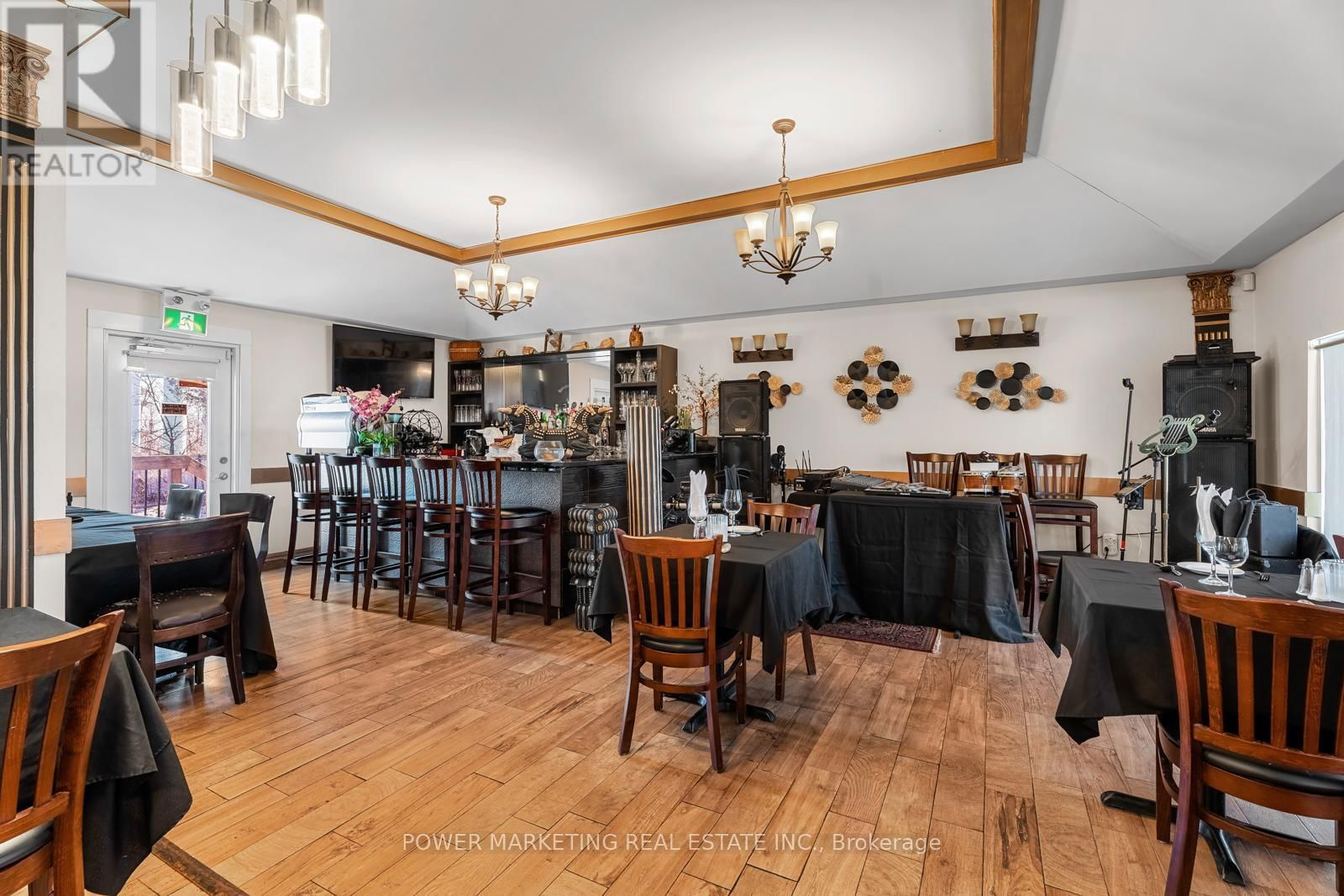1133 CARP ROAD Image 22