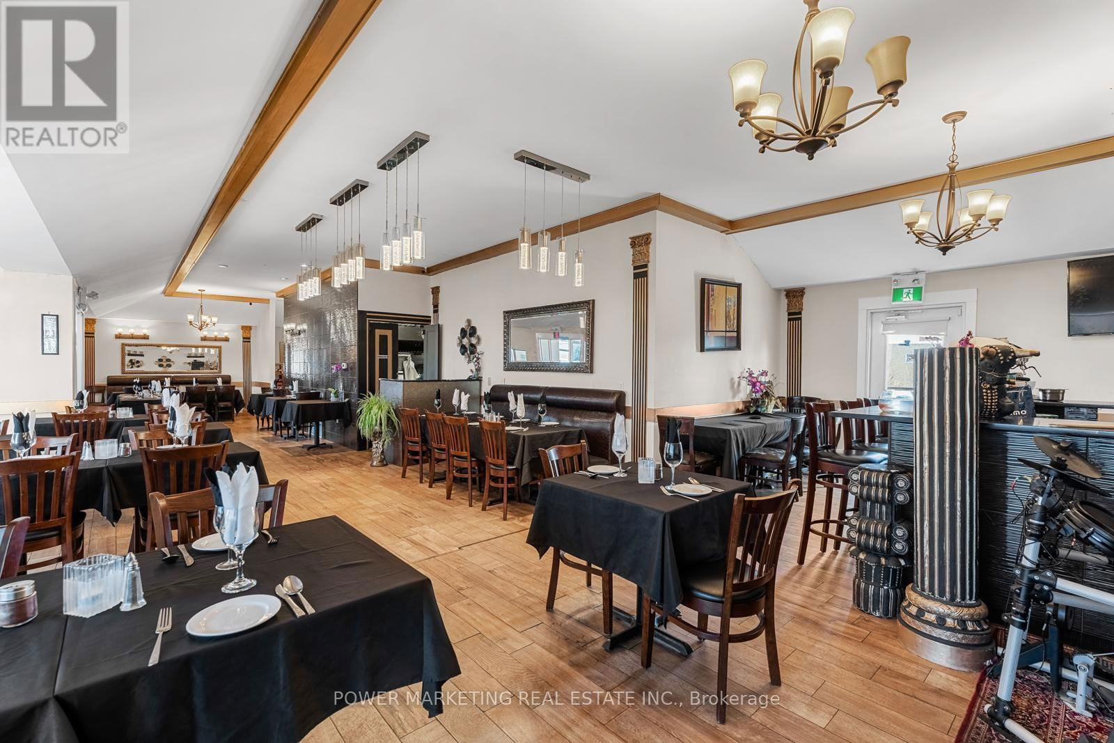 1133 CARP ROAD Image 26