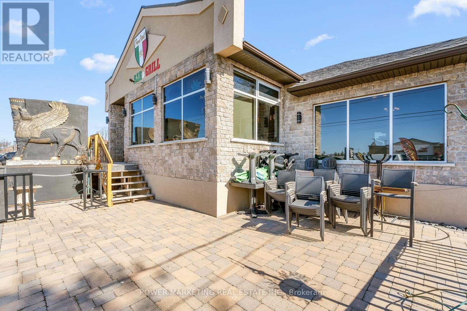 1133 CARP ROAD Image 33