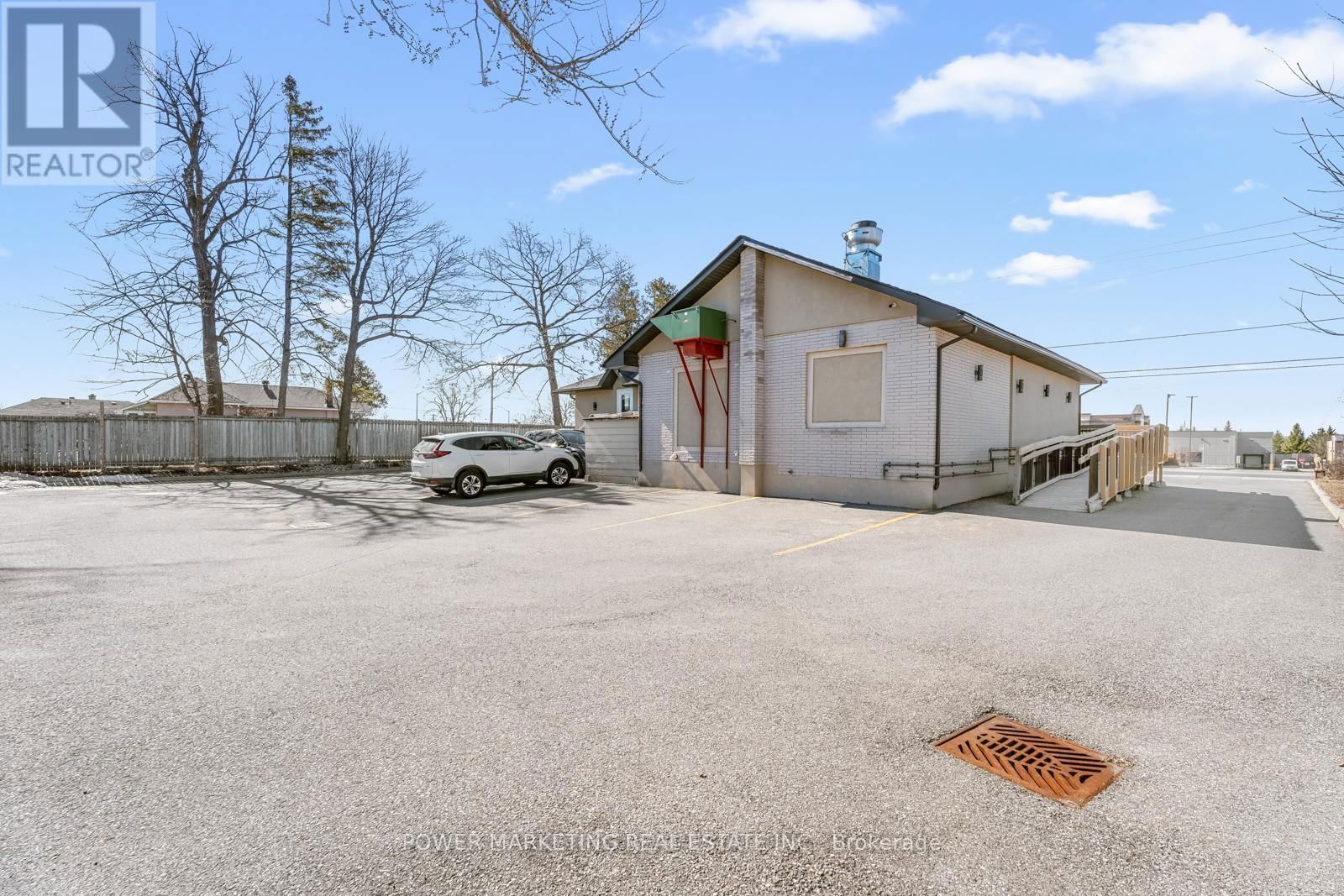 1133 CARP ROAD Image 38