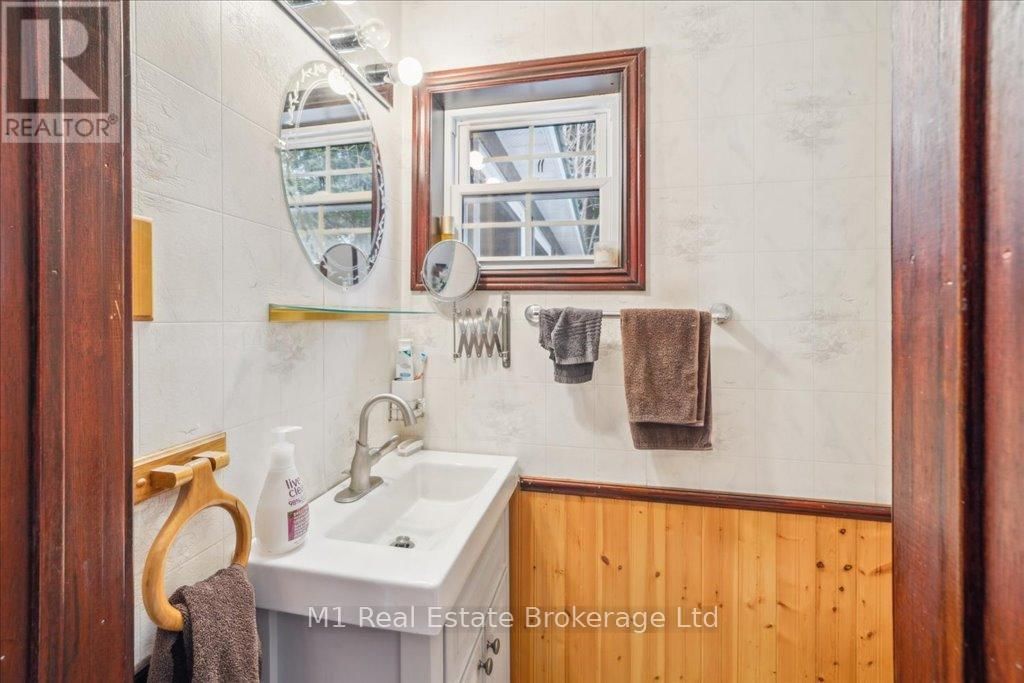 16A HAYHOE ROAD Image 18