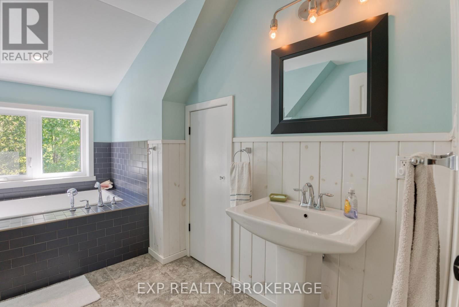 1506 WILLIAMS LANE Image 25