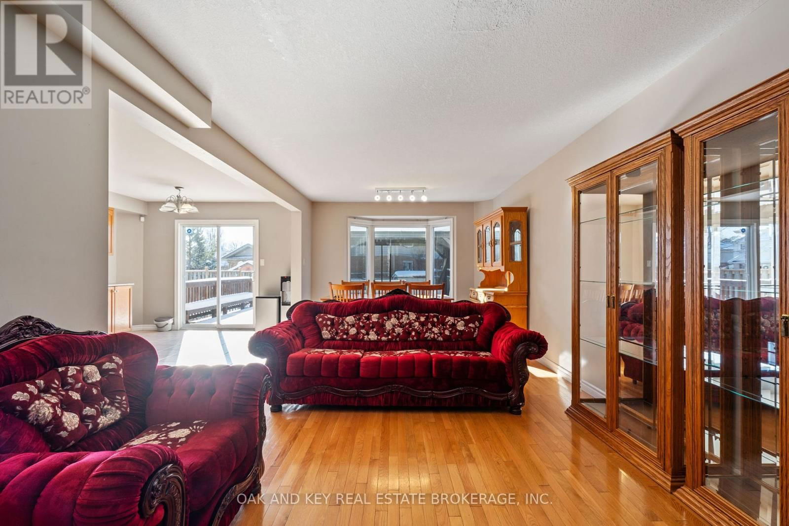 1307 BLACKMAPLE DRIVE Image 5