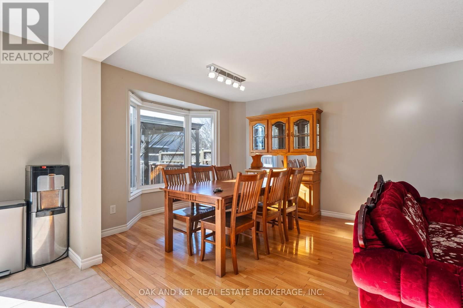 1307 BLACKMAPLE DRIVE Image 8