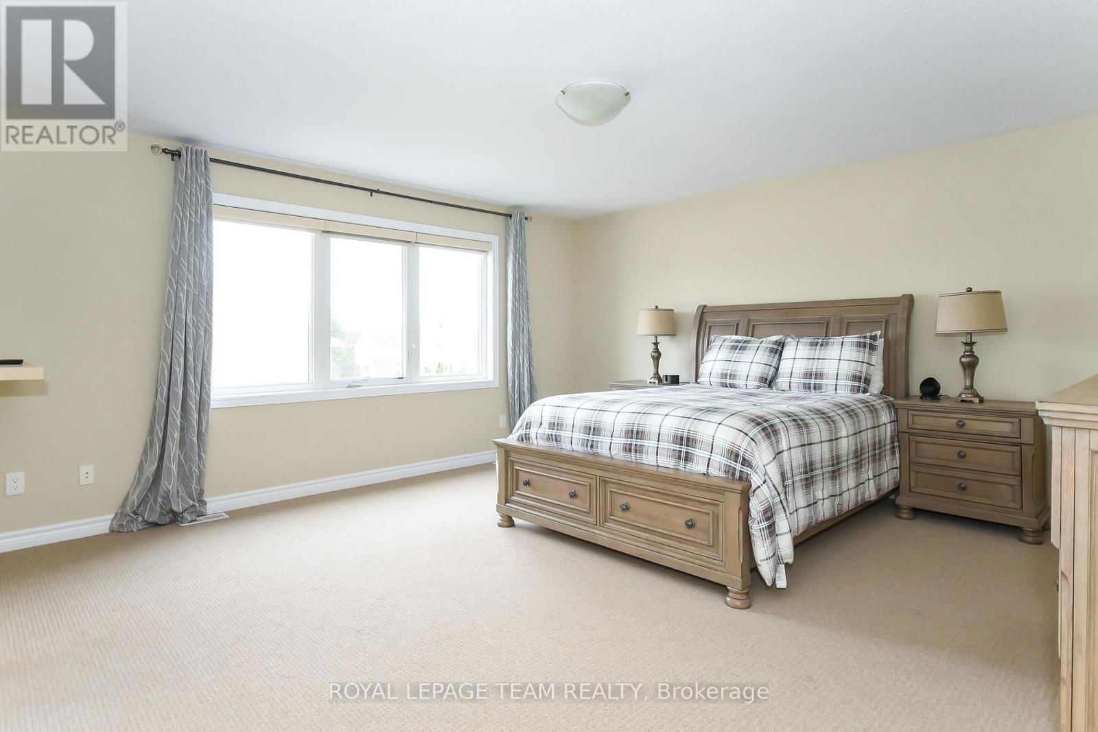 3519 WOODROFFE AVENUE Image 24