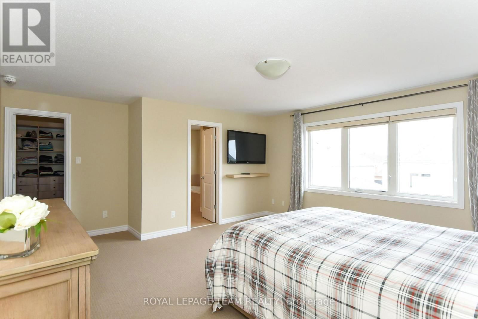 3519 WOODROFFE AVENUE Image 25