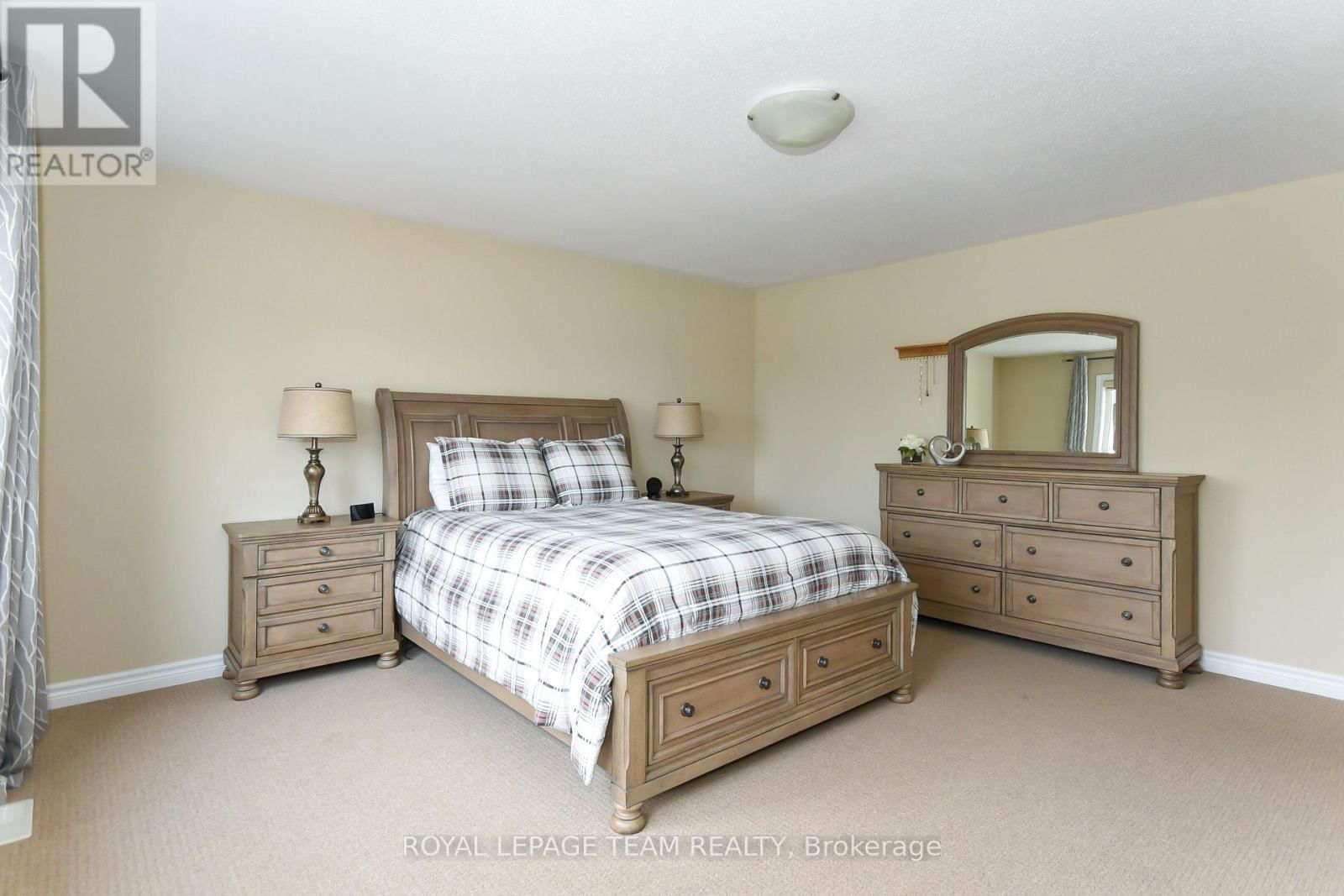 3519 WOODROFFE AVENUE Image 27