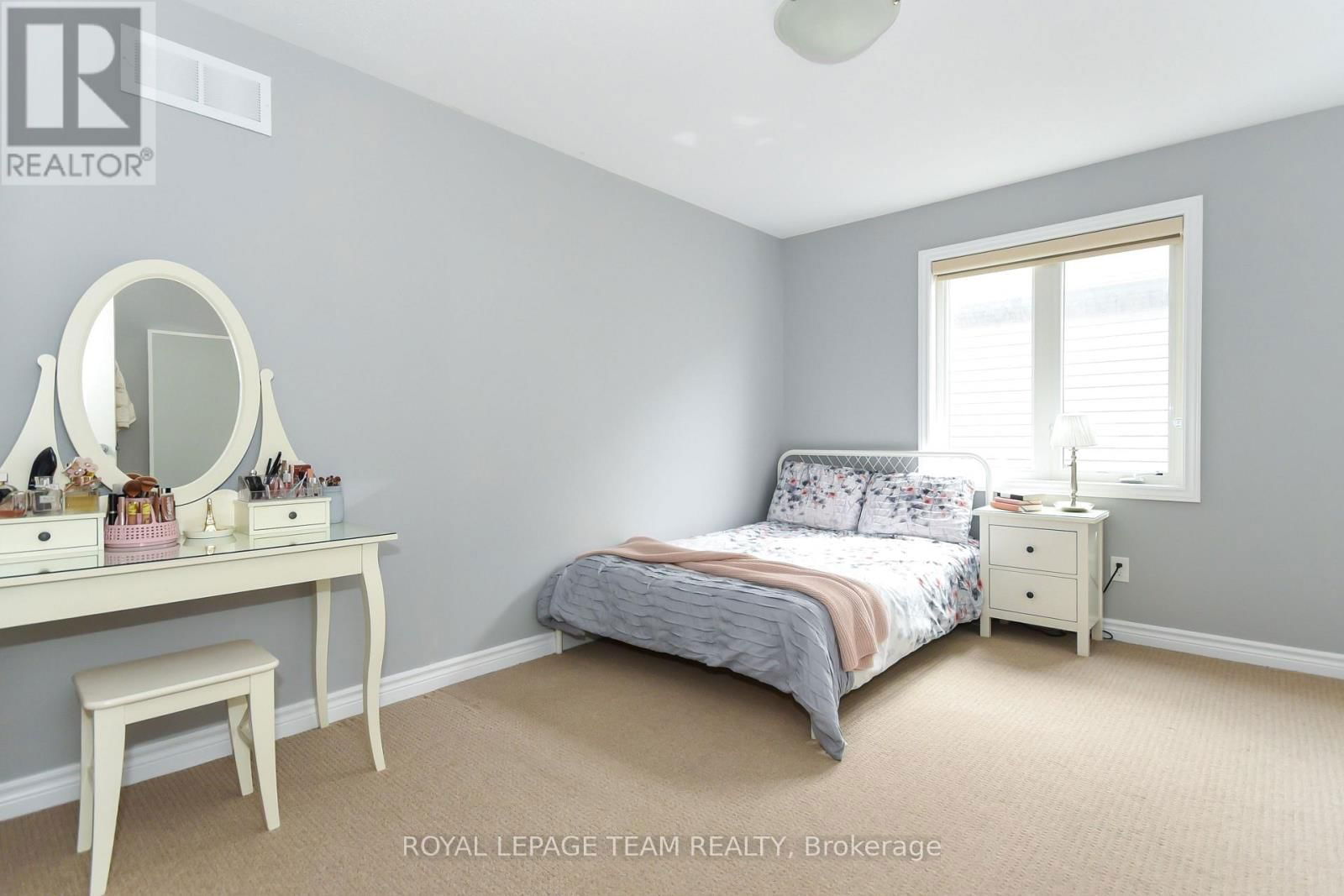 3519 WOODROFFE AVENUE Image 31
