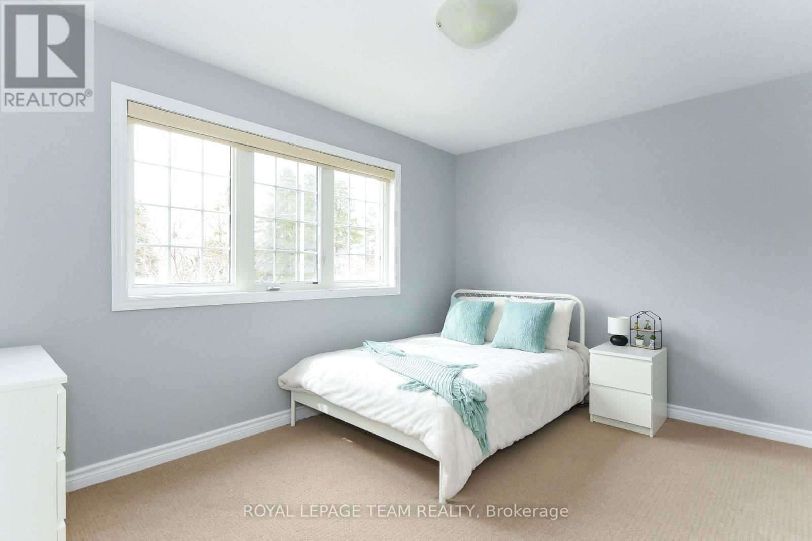 3519 WOODROFFE AVENUE Image 33