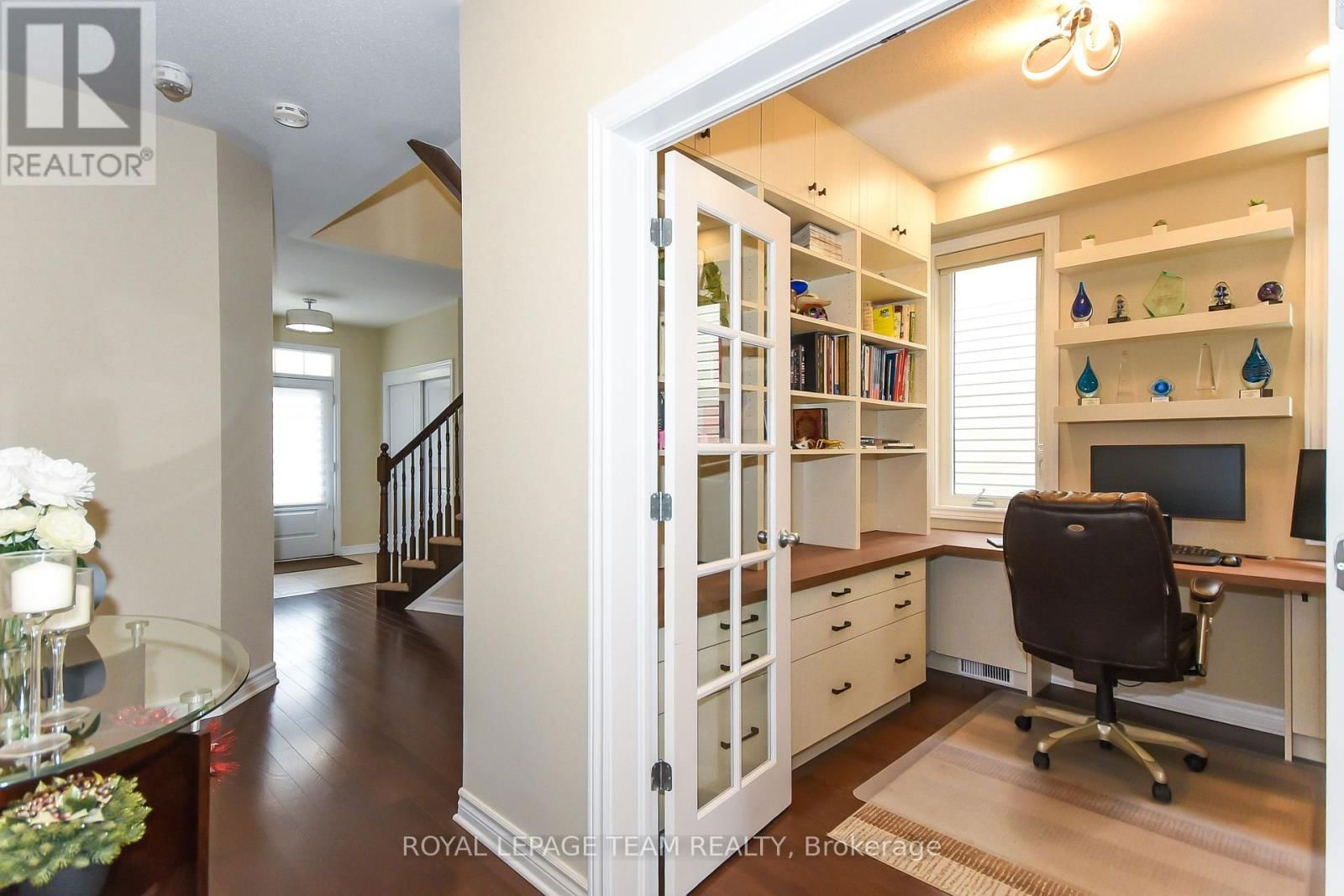 3519 WOODROFFE AVENUE Image 7