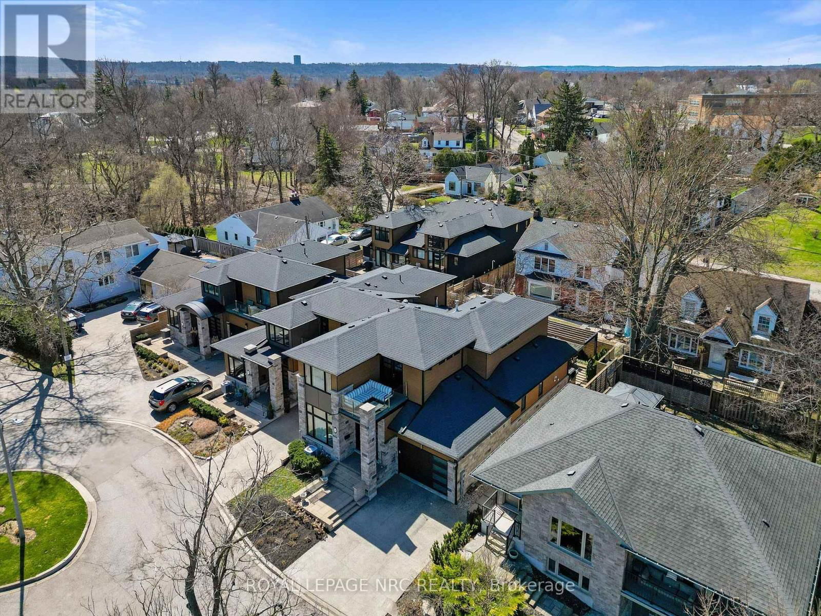 6 RODMAN HALL DRIVE Image 3