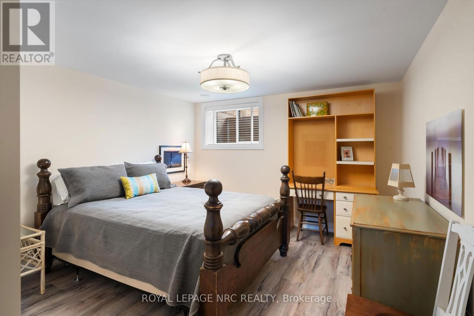 6 RODMAN HALL DRIVE Image 37