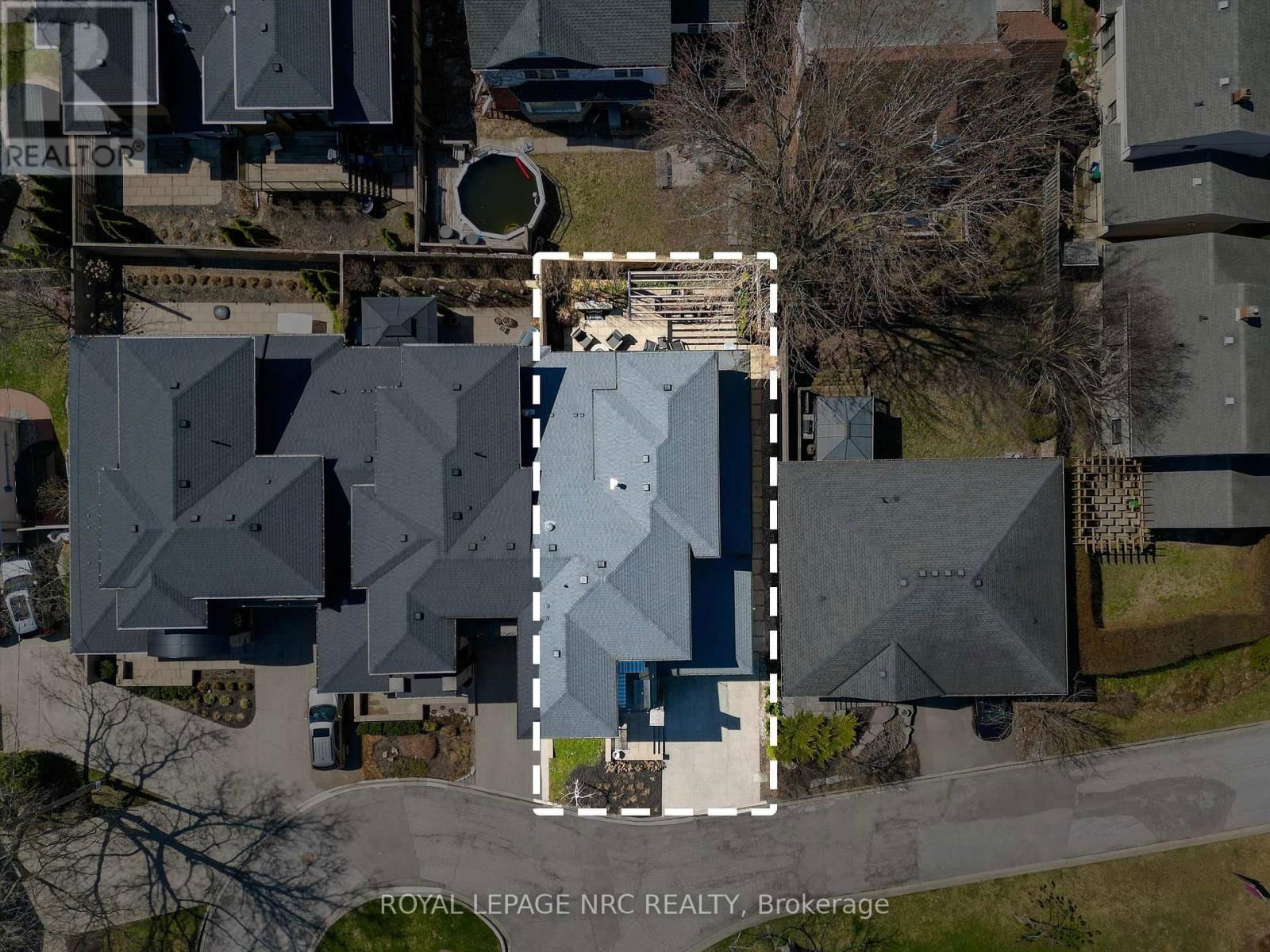 6 RODMAN HALL DRIVE Image 44
