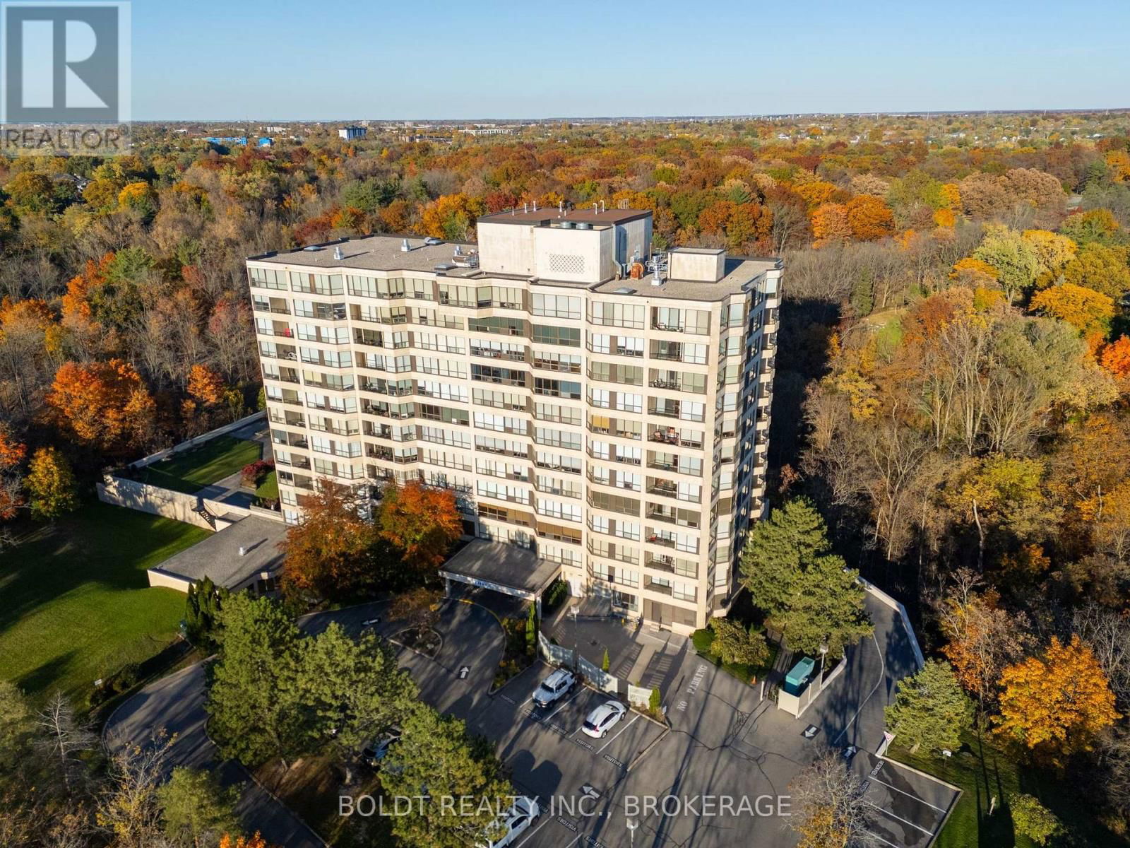 501 - 3 TOWERING HEIGHTS BOULEVARD Image 42