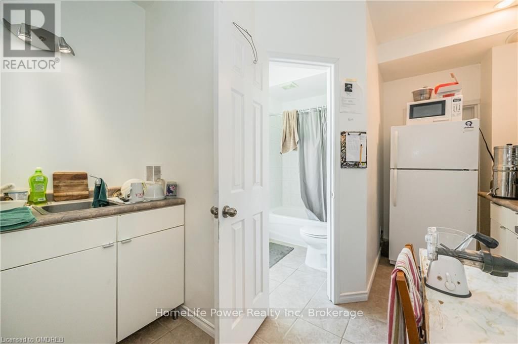 19 WILTON PLACE Image 13